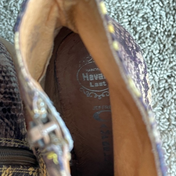 Jeffrey Campbell Size 8 Snakeskin Cutout Wedges - Picture 7 of 8